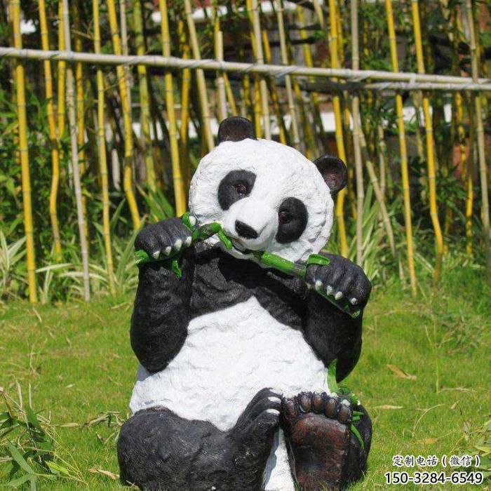 店門口玻璃鋼熊貓雕塑廠家 創(chuàng)意動漫雕塑 仿真擺件