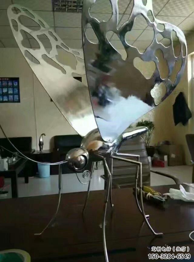 鏤空蜜蜂雕塑廠家 廣場近代雕塑 門口小品