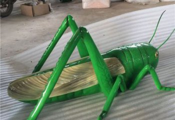 大型蟈蟈雕塑 門口創(chuàng)意雕塑 售樓處小品