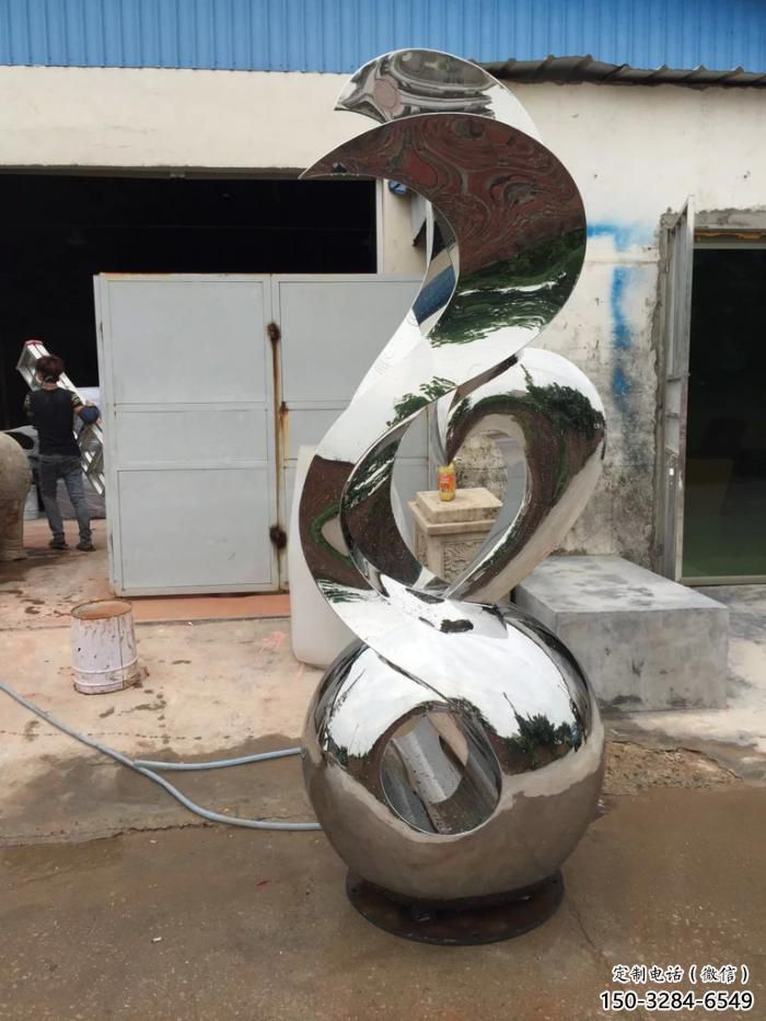 酒店鳥(niǎo)類(lèi)雕塑，仿真主題，網(wǎng)格工藝