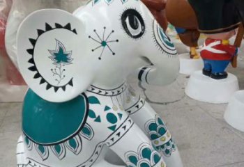 庭院小象雕塑，動物主題，仿木工藝