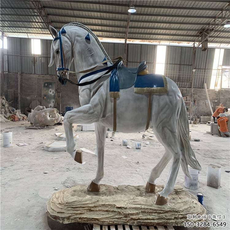 酒店戰(zhàn)馬雕塑，家禽主題，彩繪工藝