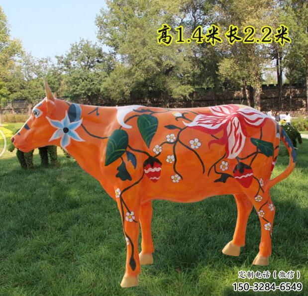 酒店小牛雕塑，仿真主題，網(wǎng)格工藝