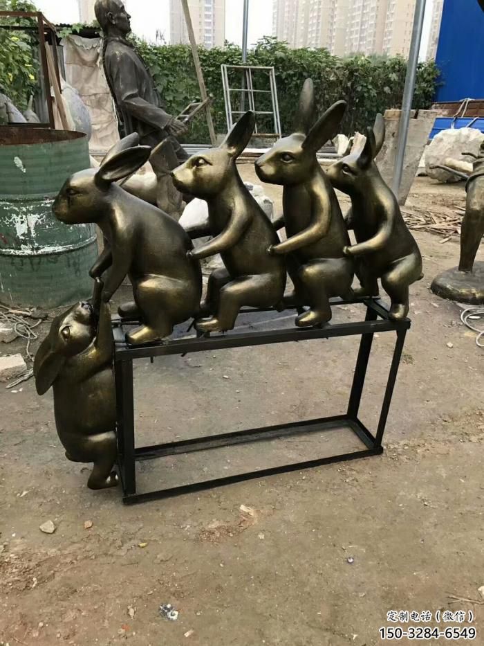 廣場老鼠雕塑，卡通水景雕塑，抽象效果