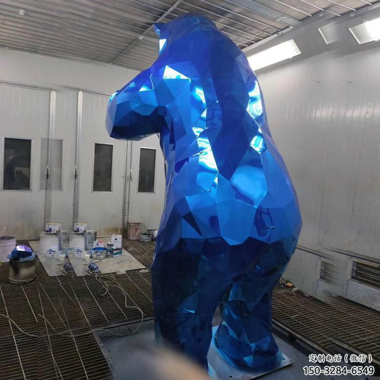 小區(qū)狗熊雕塑，拉絲海洋雕塑，抽象效果