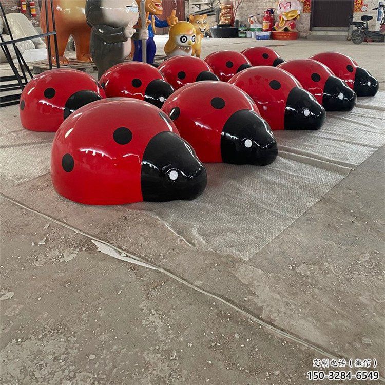 公園瓢蟲雕塑，噴砂發(fā)光雕塑，鑄銅工藝