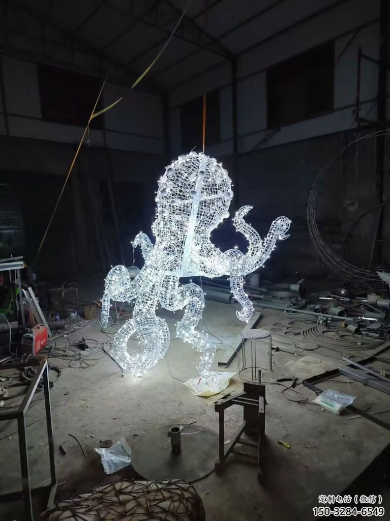 步行街烏賊雕塑，鑄銅農耕雕塑，鏤空方式