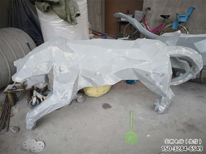 街道獵豹雕塑，鍛造動物雕塑，古銅效果