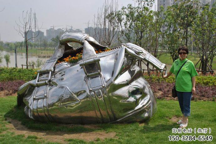 鍛造包包雕塑 懸空餐飲店小品 戶外雕塑