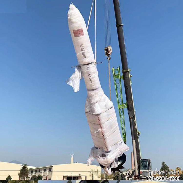 部隊(duì)火箭雕塑 景觀(guān)美陳小品 噴漆雕塑