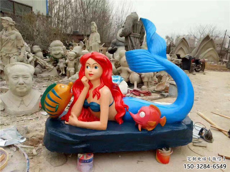 草地美人魚雕塑 現(xiàn)代校園卡通雕塑 大型動漫雕塑
