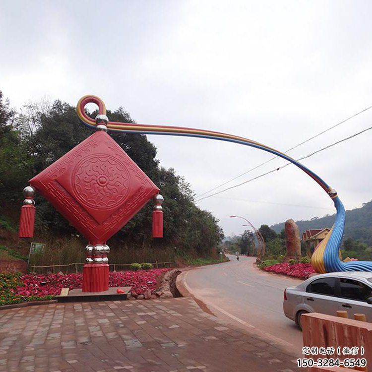 街道中國結雕塑 現代景觀雕塑 彩繪文化雕塑