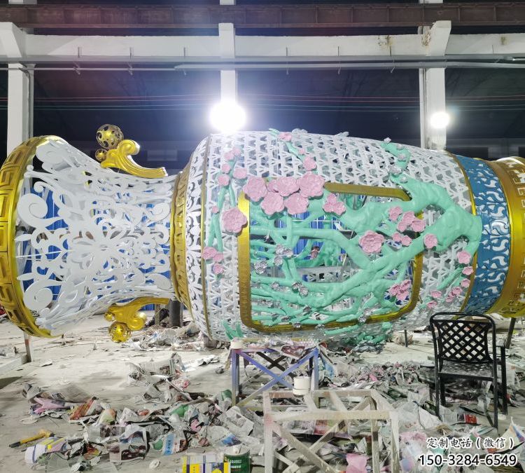 草地花瓶雕塑 現代雕塑 大型瓶子雕塑