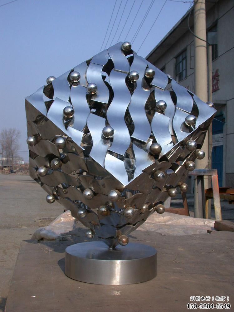 戶外正方形雕塑 噴漆正方體雕塑 燈光方塊雕塑