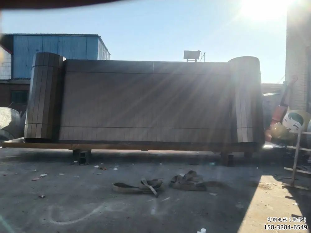 烤漆書(shū)簡(jiǎn)雕塑 鋼管書(shū)雕塑 室內(nèi)標(biāo)識(shí)雕塑