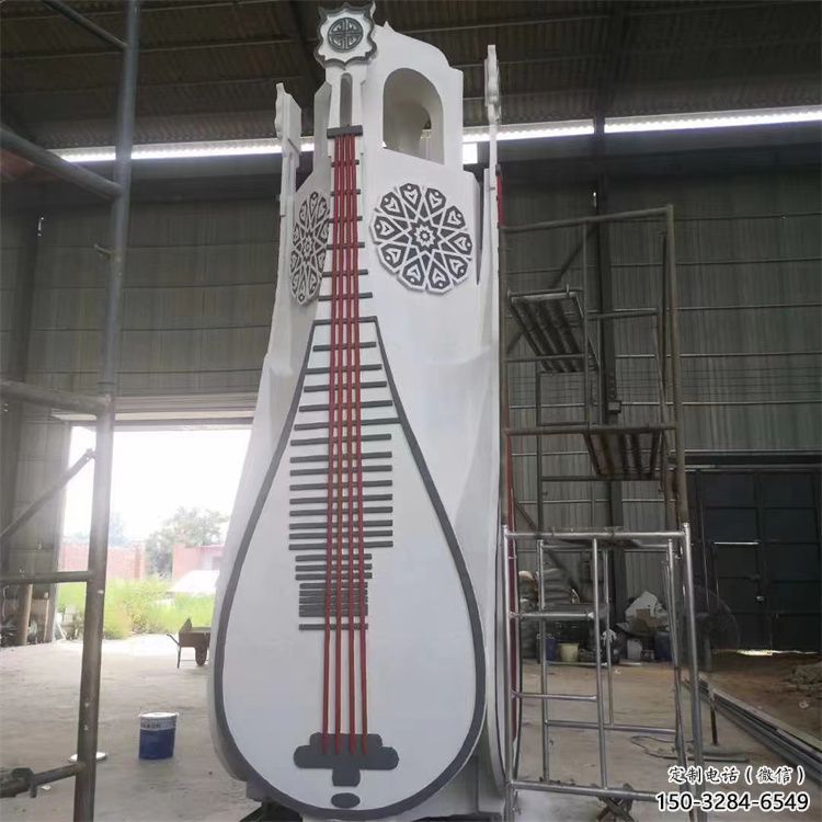 現代琵琶雕塑 大型別墅區樂器雕塑 彩繪音樂雕塑