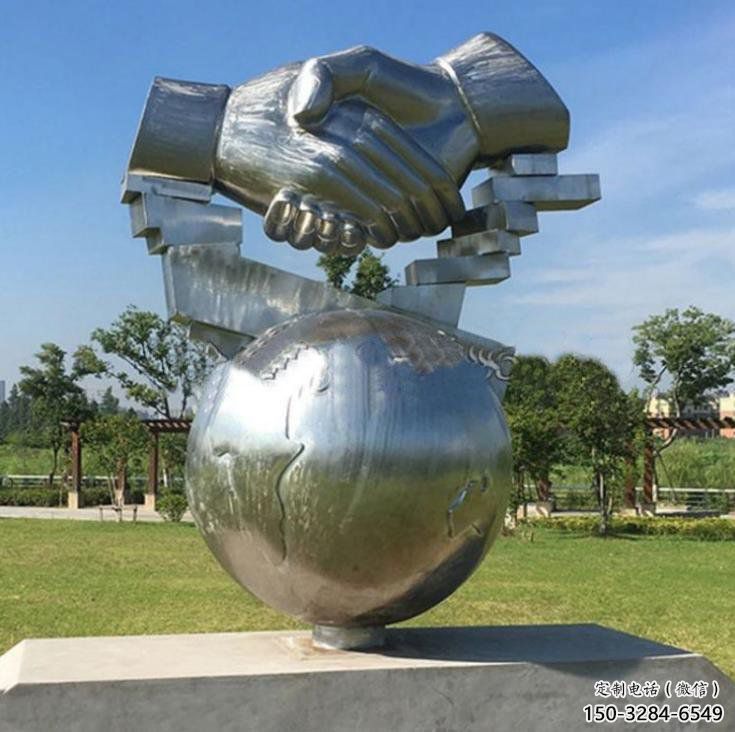 鏡面握手雕塑 烤漆大型誠信雕塑 彩繪雕塑