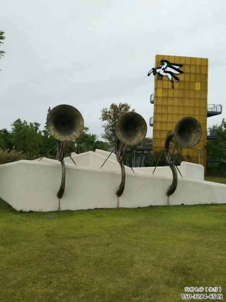 沖鋒號雕塑廠家 歐式步行街小品 大型商場雕塑