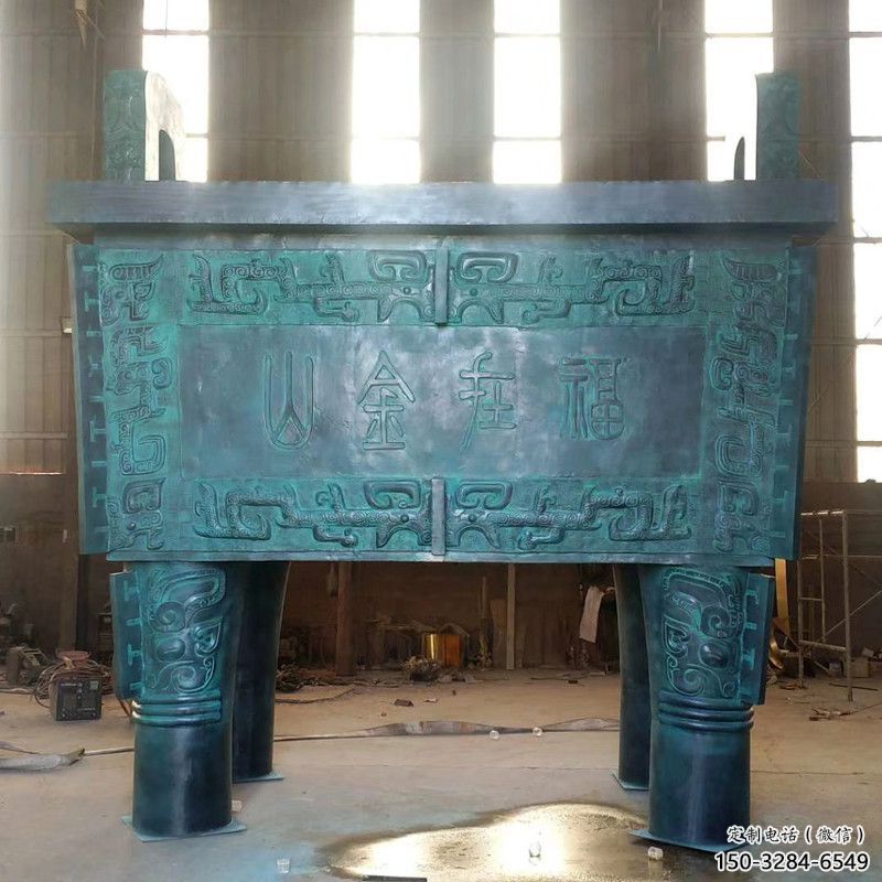 古法紋司母戊鼎雕塑實(shí)景圖