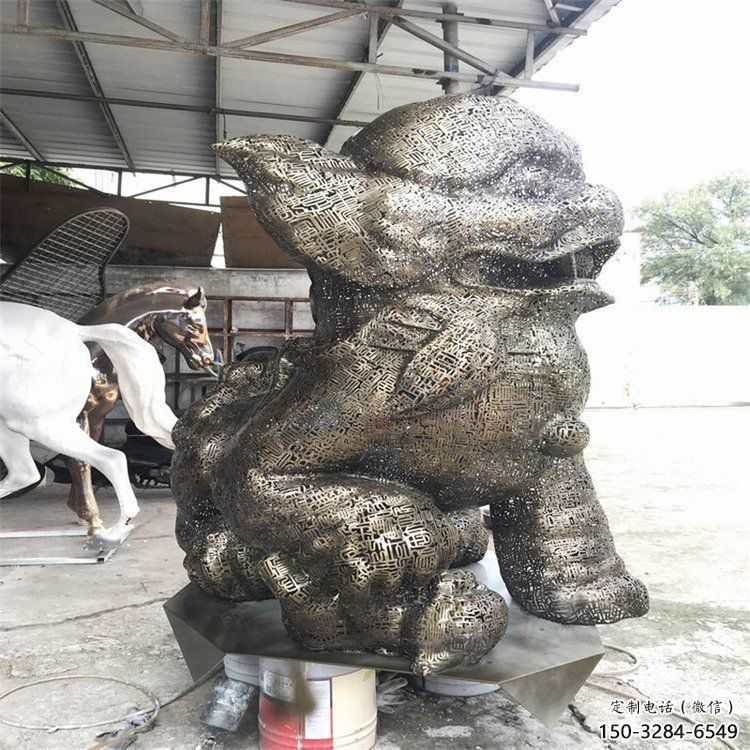 景觀獅子雕塑選定，美陳雕塑，鏤空鋼絲獅子雕塑優(yōu)選