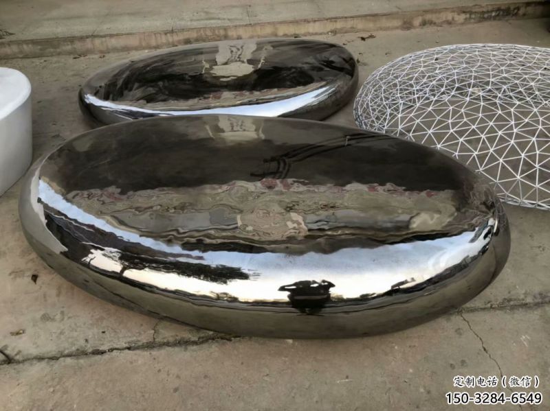 步行街坐凳雕塑，鍛造景觀雕塑，拋光方式