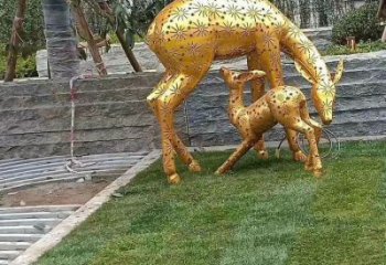 小鹿雕塑展品，透雕工藝，戶外鏤空小鹿雕塑精品