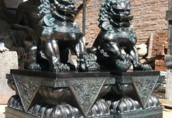 青銅獅子雕塑供應，城區小品，戶外蹲獅雕塑制造商
