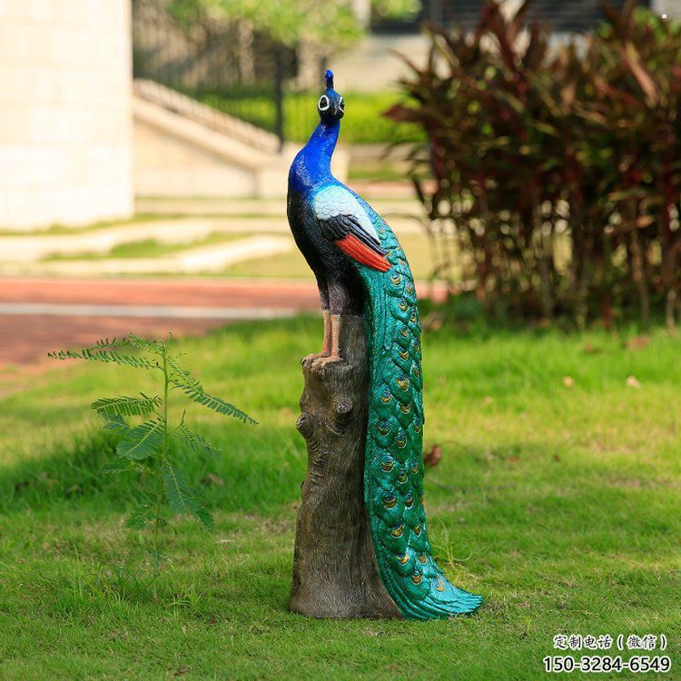 彩繪孔雀雕塑生產，美陳雕塑，仿真孔雀雕塑定制