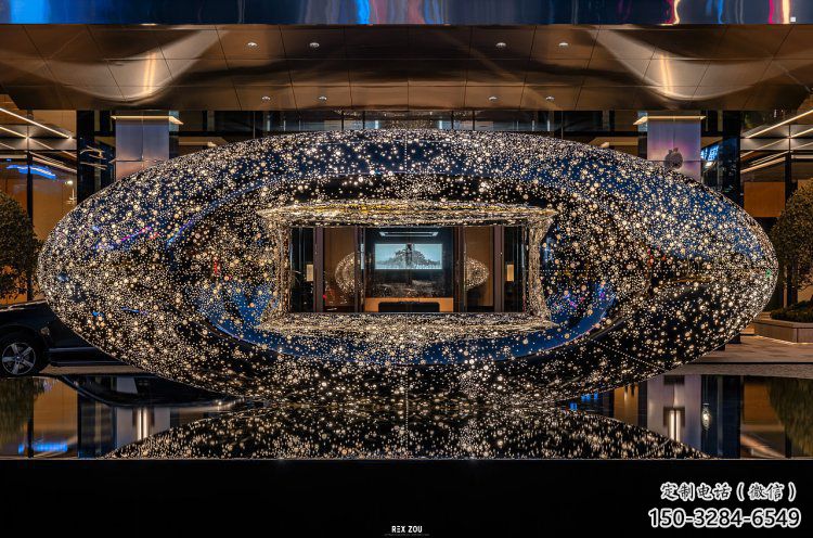 方孔球雕塑制作，室外軟裝，不銹鋼方孔球雕塑承接