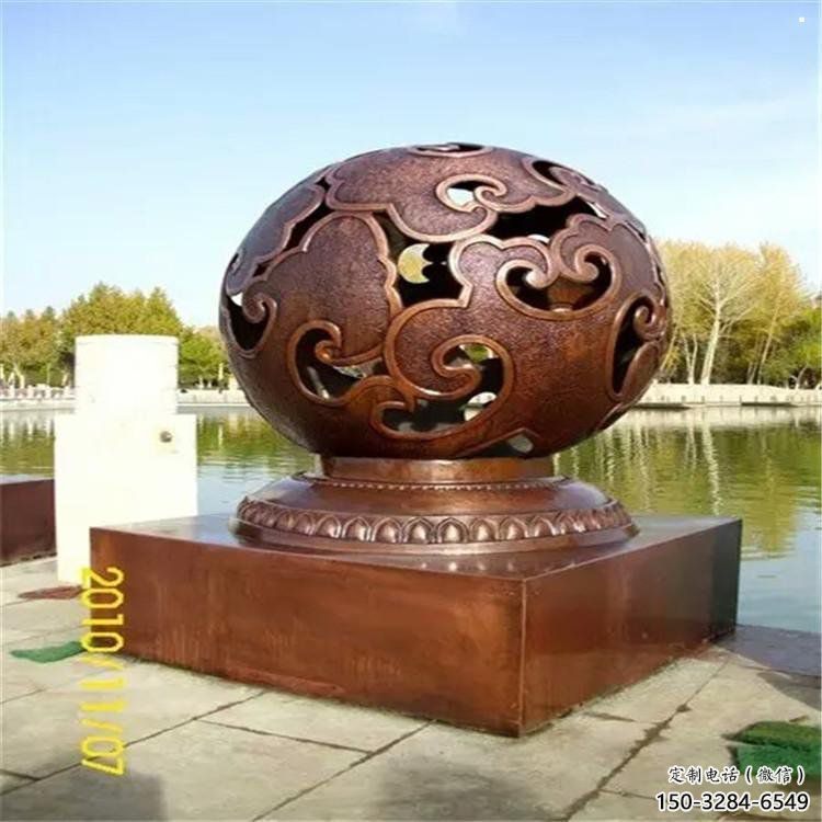 鏤空球雕塑服務商，街景小品烤漆鏤空球雕塑訂做