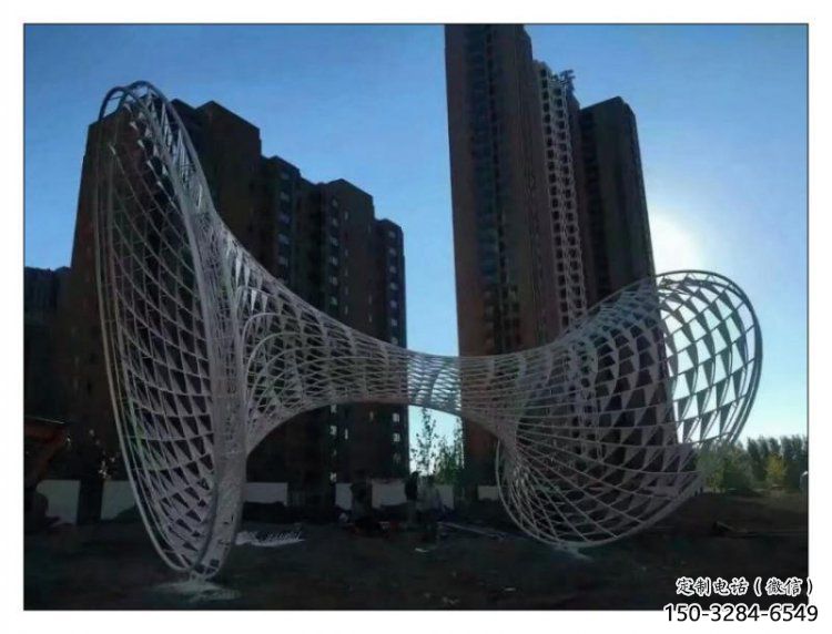 花瓶雕塑制造，歐式風格，鏤空花瓶雕塑廠家供給