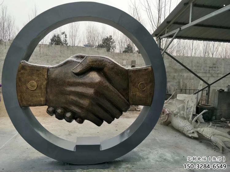 握手雕塑觀賞型，戶外擺放，不銹鋼握手雕塑廠家