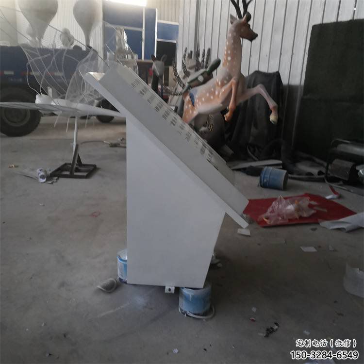 書籍雕塑承接，城市裝飾，大型玻璃鋼書籍雕塑公司