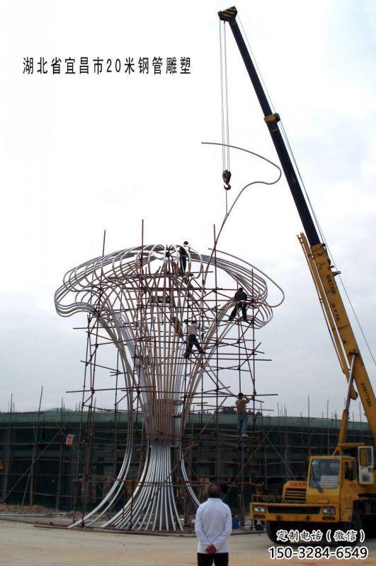 遮陽樹雕塑廠，露天雕塑，金屬鏤空遮陽樹雕塑訂做