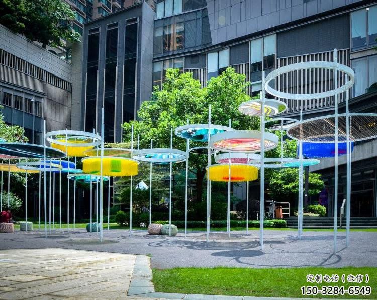 傘樹雕塑供應，圓雕體系，景觀鏤空傘樹雕塑制作