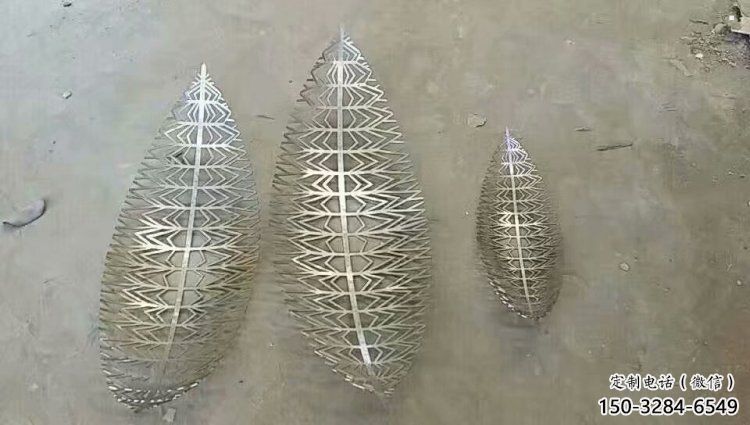 制造鏤空樹葉雕塑廠家，鋼管組合，鏡面鏤空樹葉雕塑常用