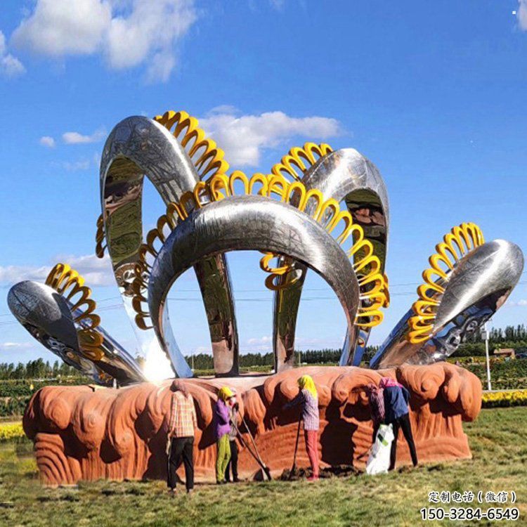 四葉草雕塑承接，鍛造工藝，不銹鋼四葉草雕塑制造