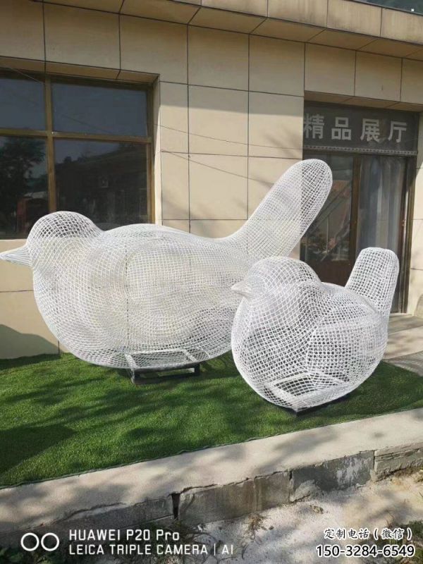 鏤空鳥雕塑觀賞型，街景小品，鐵藝小鳥雕塑廠家常用