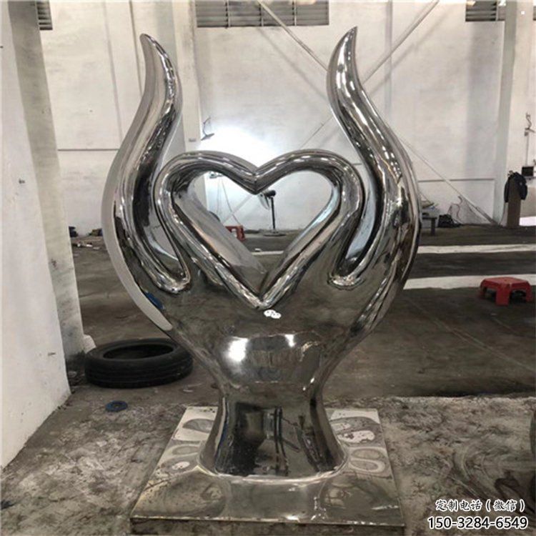 大型心形雕塑常用，戶外擺放，鏡面心形雕塑展示專供