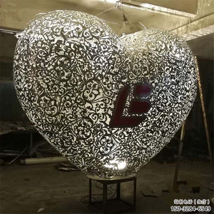 心形球雕塑制造，街景小品，景觀不銹鋼心形球雕塑優(yōu)價(jià)