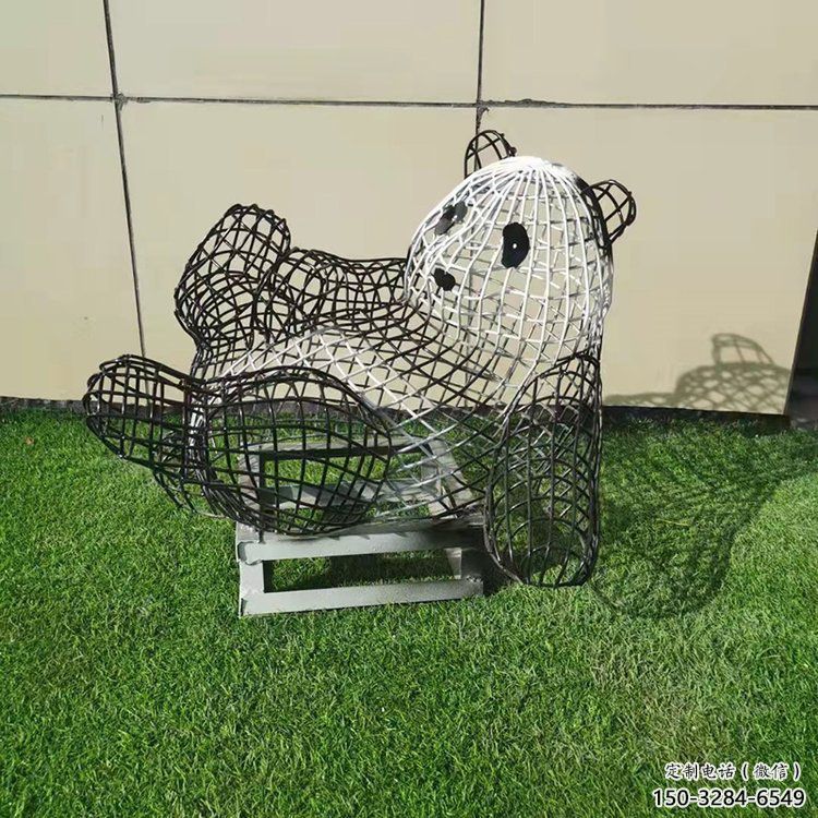 熊貓雕塑制作，標識雕塑，鏤空熊貓雕塑廠家優選