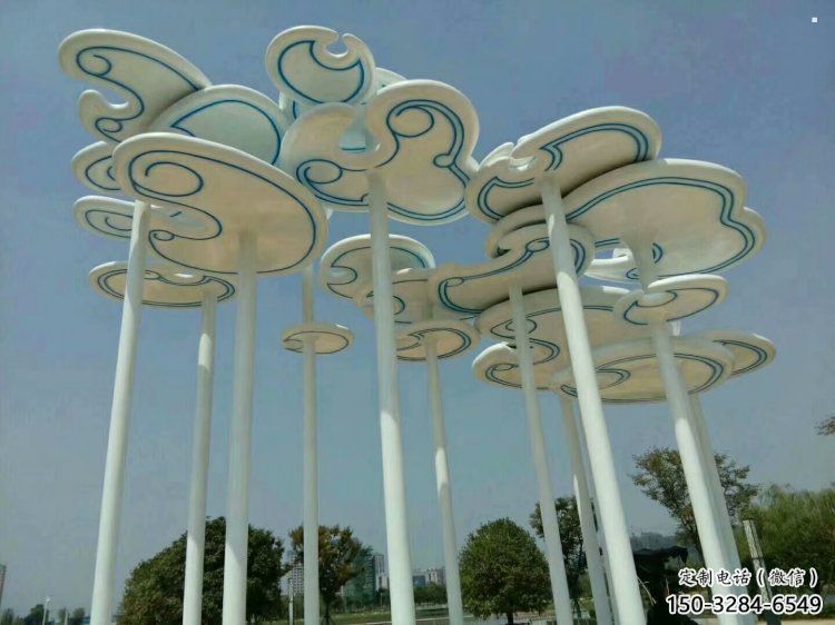 村口云彩雕塑