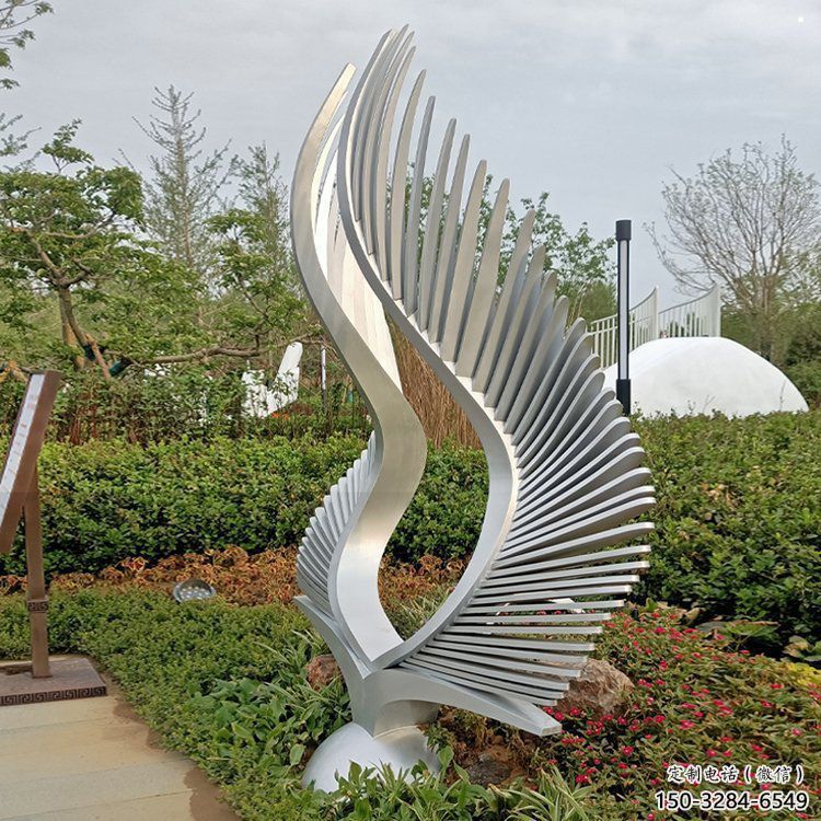 創(chuàng)意鳳尾雕塑