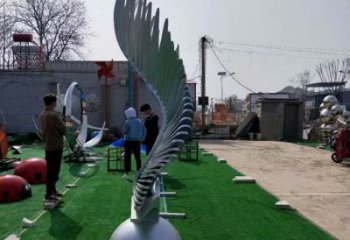 校園翅膀雕塑，拉絲景觀雕塑，抽象主題