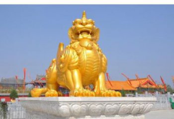 江門廣場貔貅雕塑，動(dòng)物彩繪雕塑，抽象效果