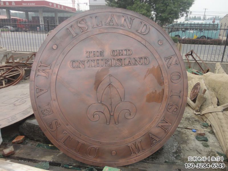 南明彩繪校徽雕塑