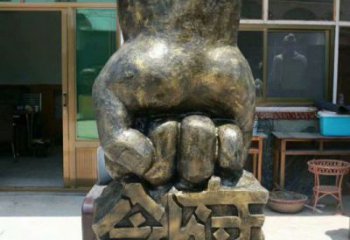 建鄴握拳雕塑訂做，歐式風格，玻璃鋼握拳雕塑廠家選定