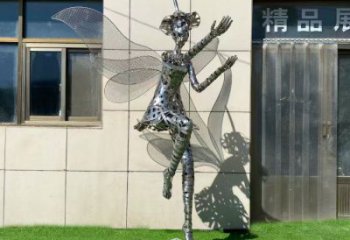 鹽城現(xiàn)代鏤空舞者雕塑承接，歐式風格，鐵藝跳舞雕塑精選