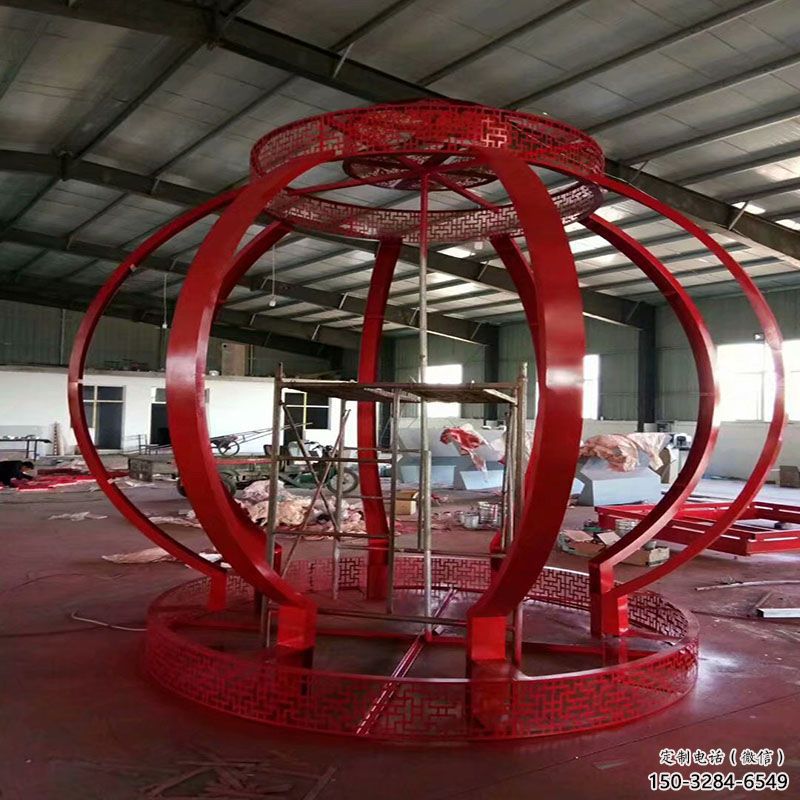 平羅景觀燈籠雕塑優(yōu)選，陸地?cái)[件，園林不銹鋼燈籠雕塑供應(yīng)