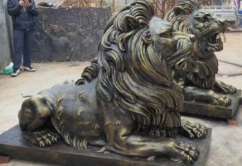 西吉大型趴獅雕塑，仿銅動(dòng)物雕塑，玻璃鋼獅子雕塑制作